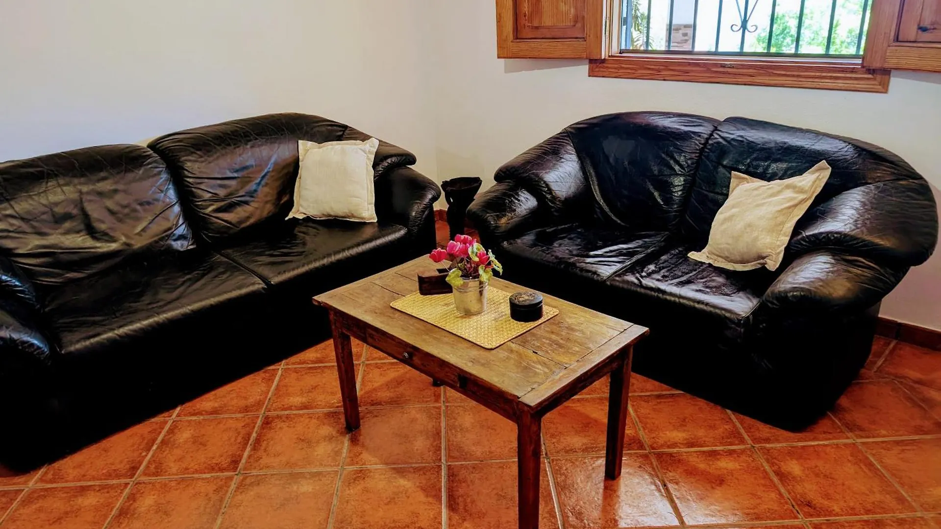 Casa Rural En Ohanes, 1 Dormitorio - El Cortijo Escondido, La Rosa B&B Ohanes
